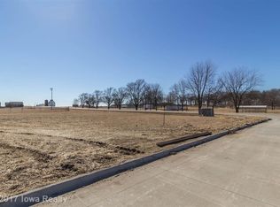 242 Park View Ln, Madrid, IA 50156