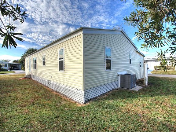 5th image of 805 Draco Dr
