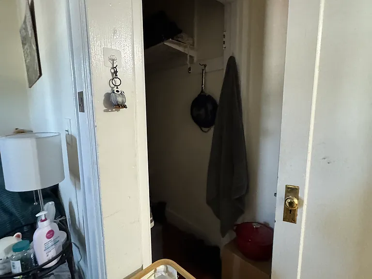 21 Park Vale Ave #11T — Photo 8