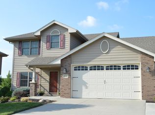 4922 Cedarbrook Dr, Council Bluffs, IA 51503