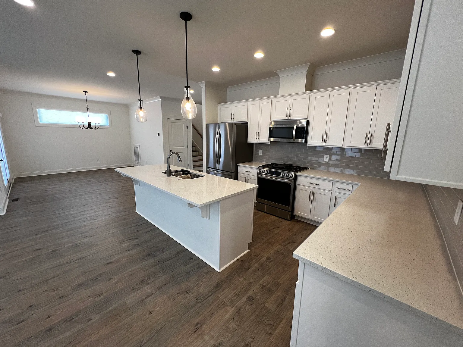 Stunning 4BR Home in Mt. Juliet $3,400/mo — Photo 4