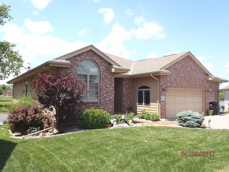 1st image of 19510 Watersedge Cir
