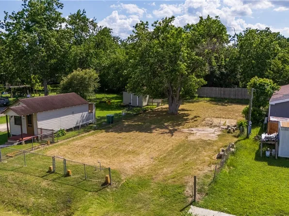 1603 Bottom St, Victoria, TX 77901