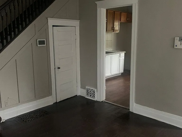 80 Elmhurst St — Photo 10