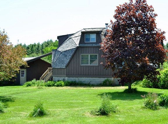 3rd image of 33 Dome Way