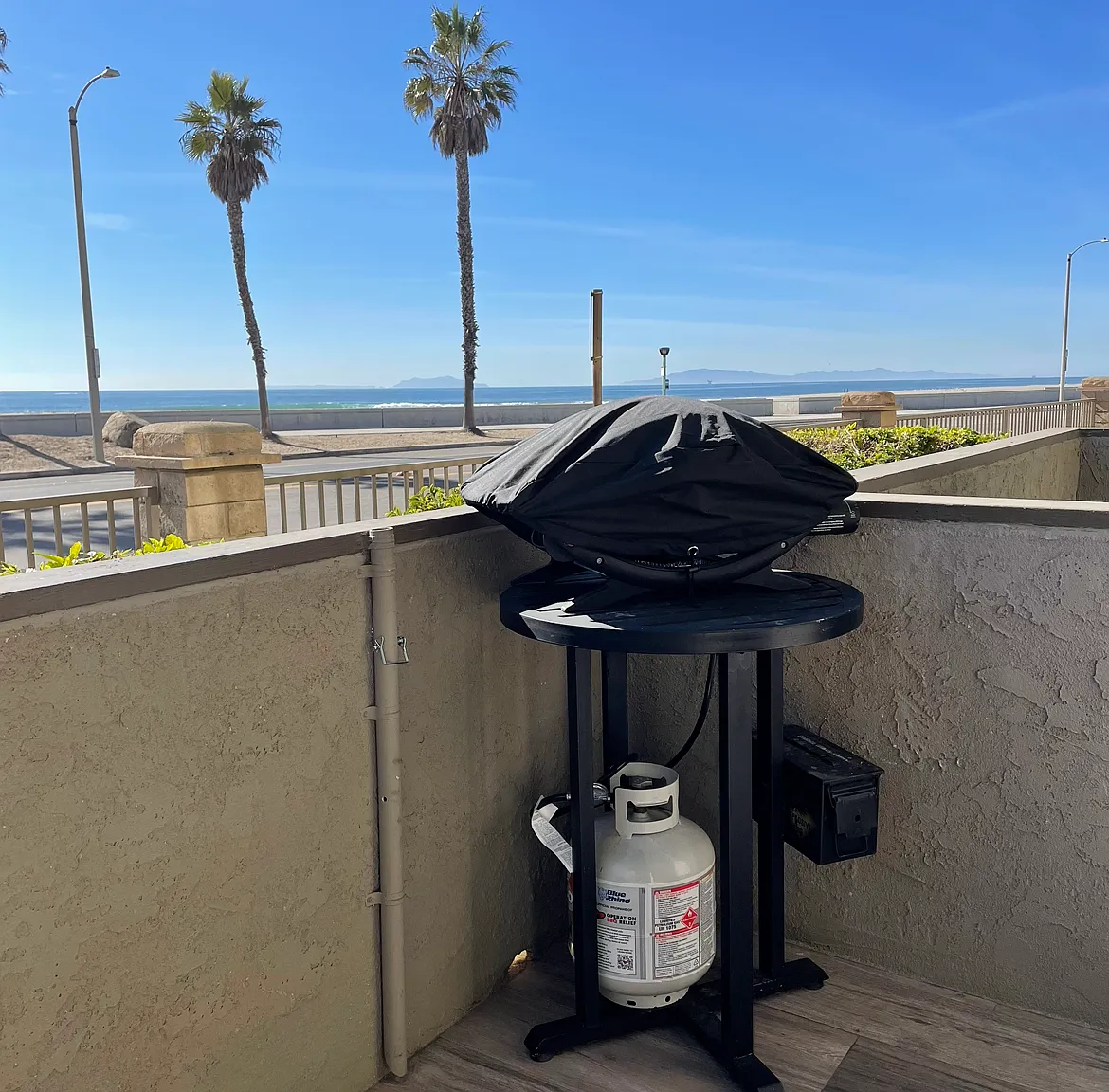 E Surfside Dr, Port Hueneme — Photo 2