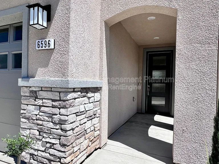 6596 E Cresthaven Dr — Photo 20
