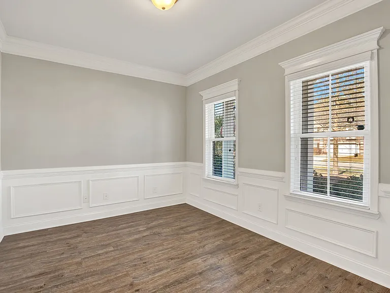 135 Bowridge Dr — Photo 43