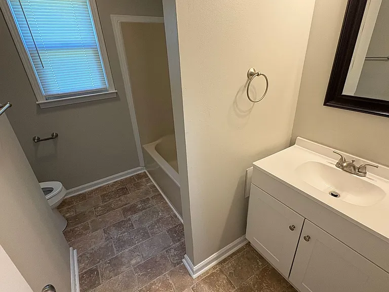 1710 Broadripple Dr — Photo 10
