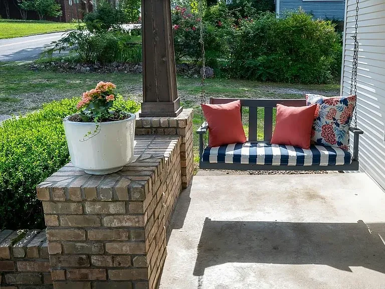 4905 Lee Ave — Photo 39