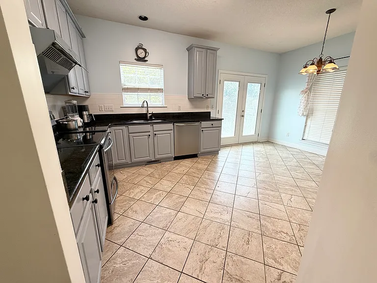 5509 Glencree Ct — Photo 15