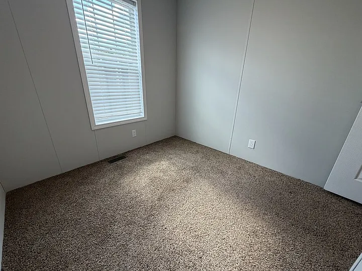 38000 Le Chateau Blvd #828 — Photo 16