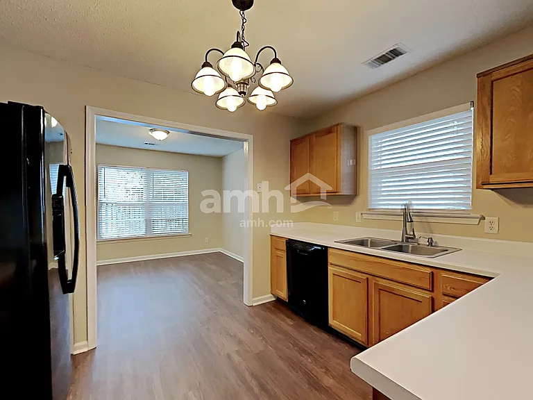 22 Weber Ct — Photo 3