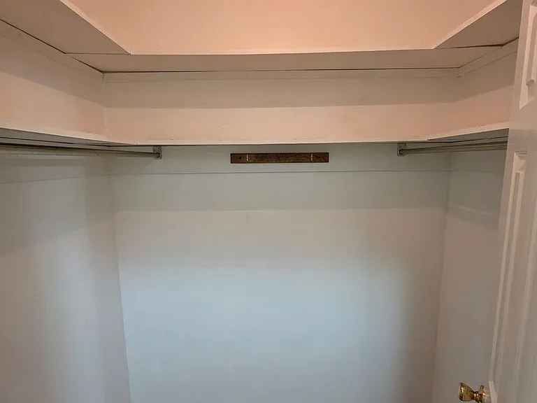 409 Rosewood Ln — Photo 19