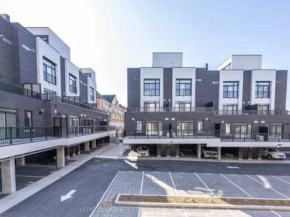 188 Angus Dr #17, Ajax, ON L1S 0G5