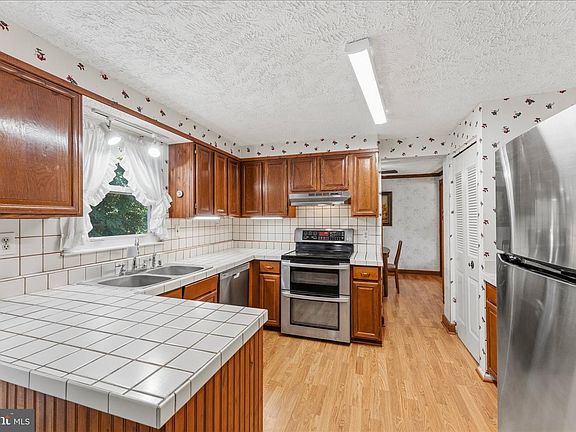 4th image of 5310 Indian Rock Rd