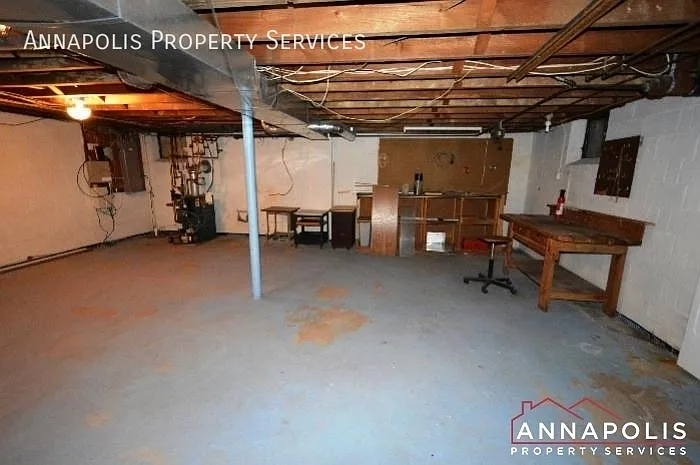 208 Avondale Cir — Photo 22