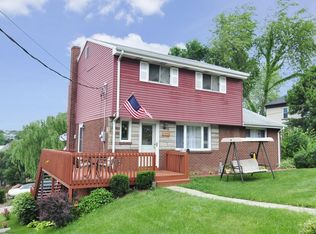 1310 Vinemont St, Pittsburgh, PA 15205