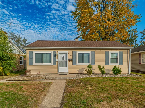 6707 Olcott Ave, Hammond, IN 46323