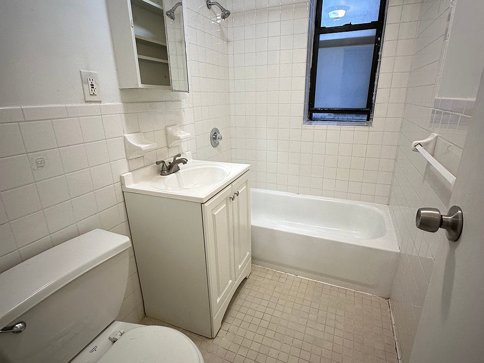 2nd image of 690 Rogers Ave #2Q