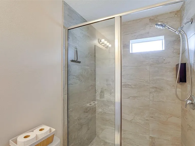 2441 6th Avenue Dr E — Photo 23