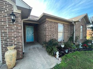 2765 York Ln, Conway, AR 72034