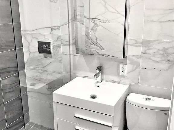 4th image of 5 Tudor City Pl #150B