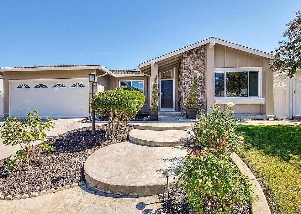 1st image of 1560 Ilikai Ave