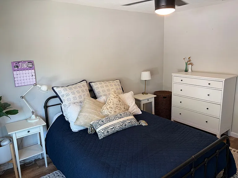 808 Laurelwood Ct — Photo 11