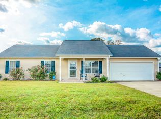 302 Shadyrock Path, Richlands, NC 28574