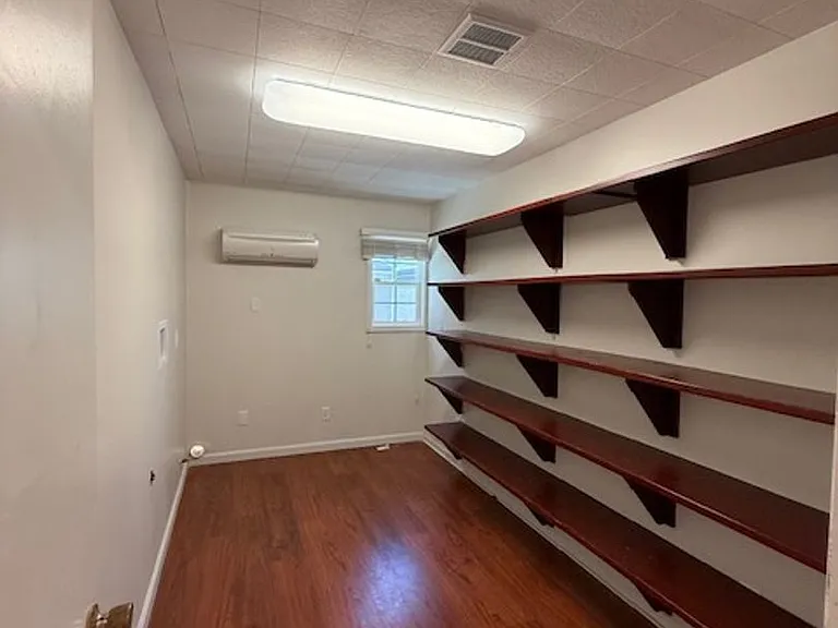 334 Roanoke Rd — Photo 14