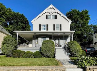 42 Park St, Hudson, MA 01749