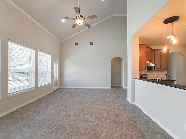 139 S Rocky Point Cir — Photo 26