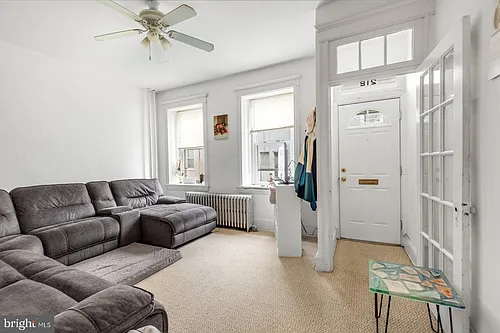 218 Grape St Photo 1