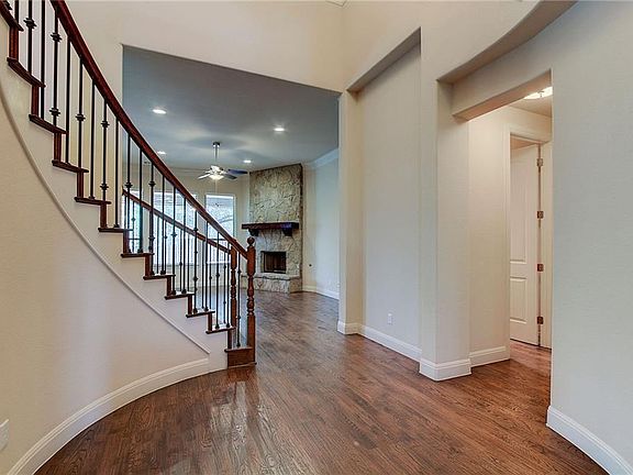 4th image of 17400 Wildrye Dr