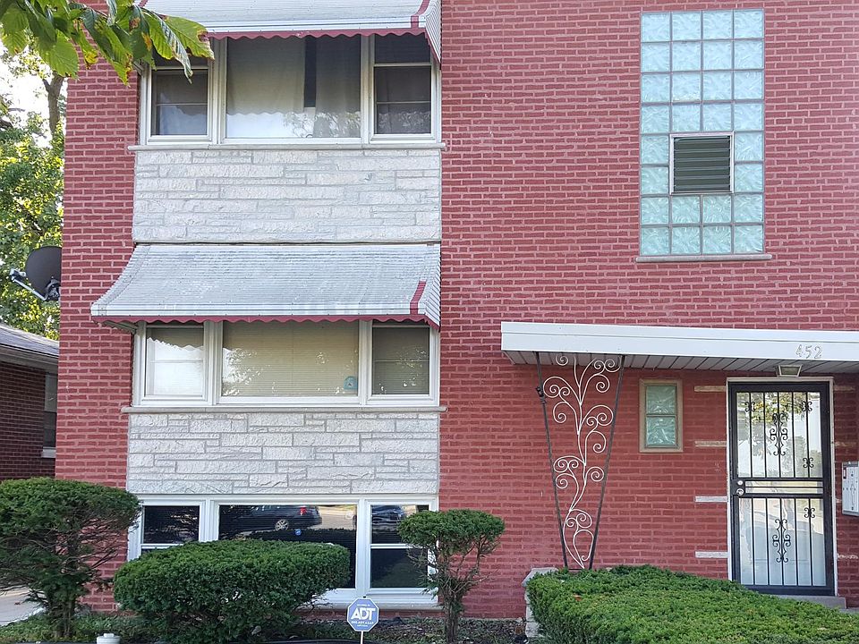 452 Yates Avenue, Apartment Entrance