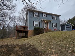 4315 Seneca Trl S, Ronceverte, WV 24970