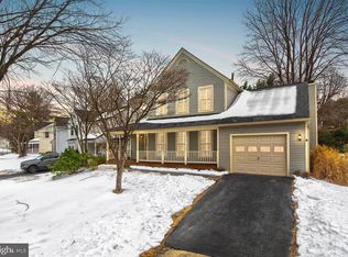 8428 Tea Rose Dr, Gaithersburg, MD 20879