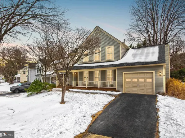 8428 Tea Rose Dr, Gaithersburg, MD 20879