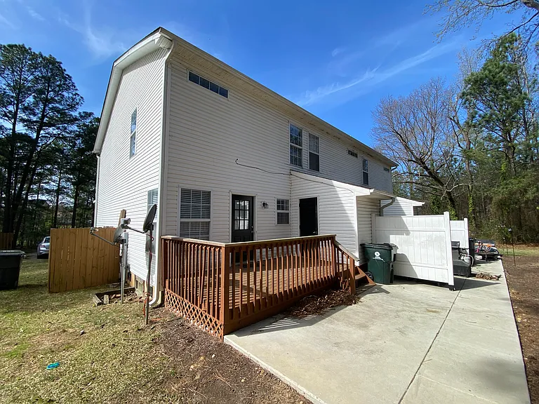 505 Avent Ferry Rd — Photo 16