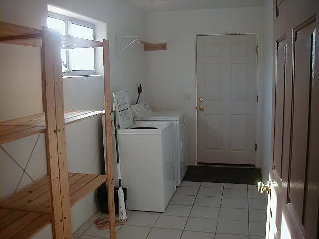 2440 E Calle Bacardi — Photo 10