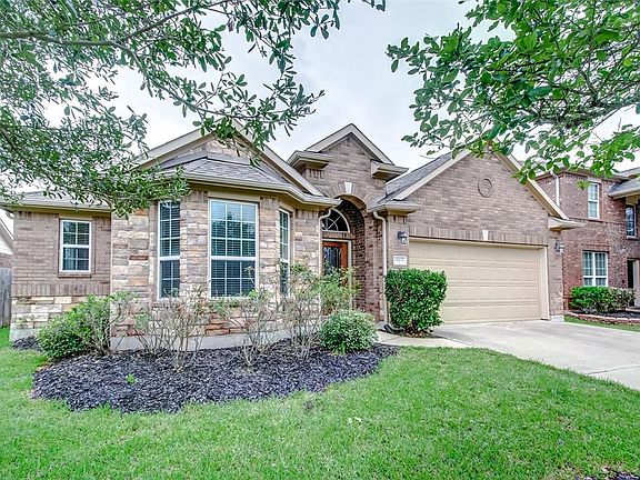 2nd image of 10131 Sweet Willow Ln