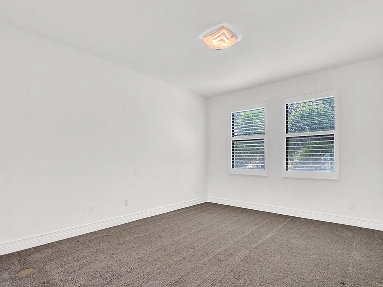 16590 Germaine Dr — Photo 31