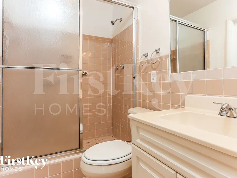 540 NW 43rd Ave — Photo 10