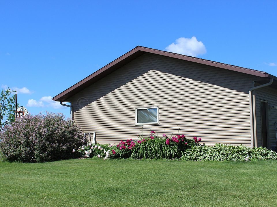 16055 2nd St NE, Hillsboro, ND 58045 Zillow