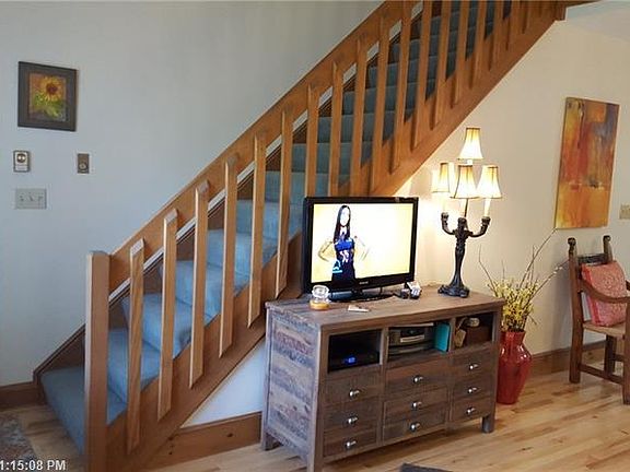 4th image of 14 Cheshire Meadows Ln #14