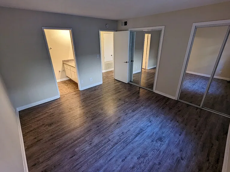 225 W Verdugo Ave #114 — Photo 10