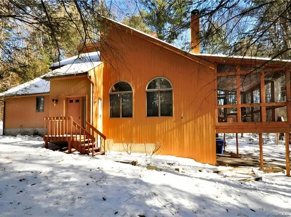 15 Chatham Court, Goshen, CT 06756