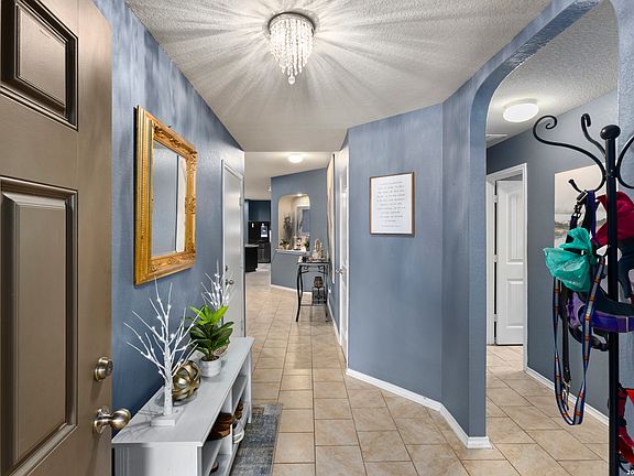 3rd image of 1709 London Blue
