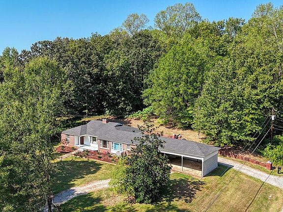 5th image of 205 Darnall Ln